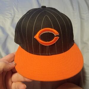 Cincinnati Reds MLB fitted hat New Era.       7 and 5/8